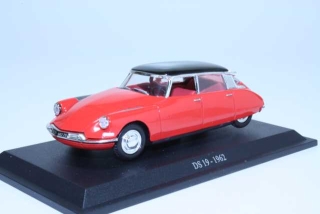 Citroen DS19 1962, punainen