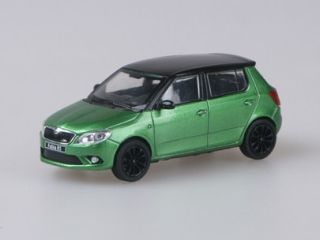 Skoda Fabia II RS 2010, vihre�/musta