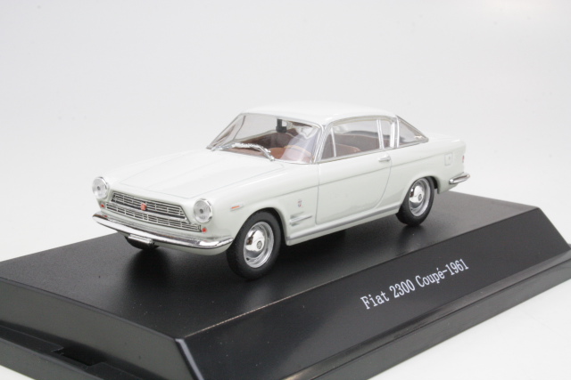 Fiat 2300 Coupe 1961, valkoinen