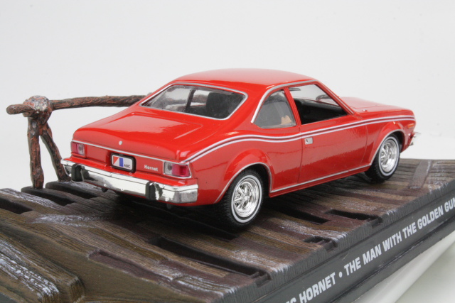 AMC Hornet 1974, punainen