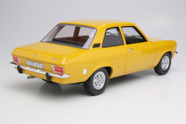 Opel Ascona A 2d 1973, keltainen