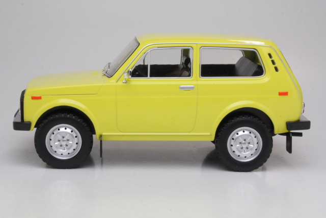 Lada Niva 1977, keltainen