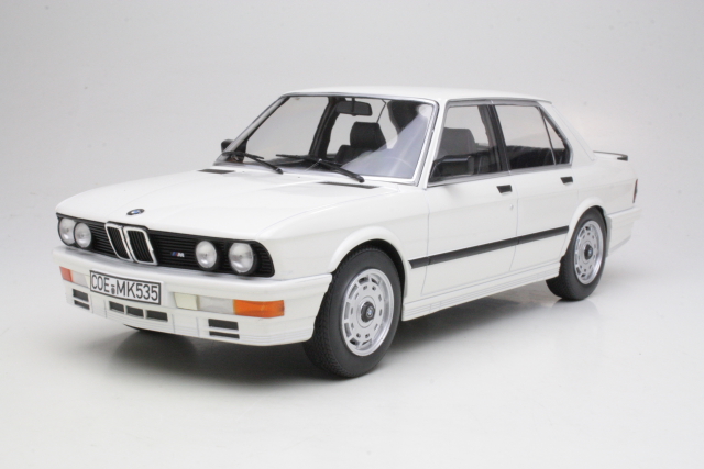 BMW M535i (e28) 1986, valkoinen