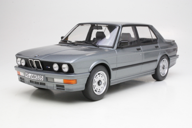 BMW M535i (e28) 1986, harmaa