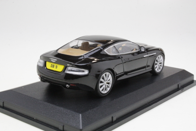 Aston Martin DB9 Coupe, musta