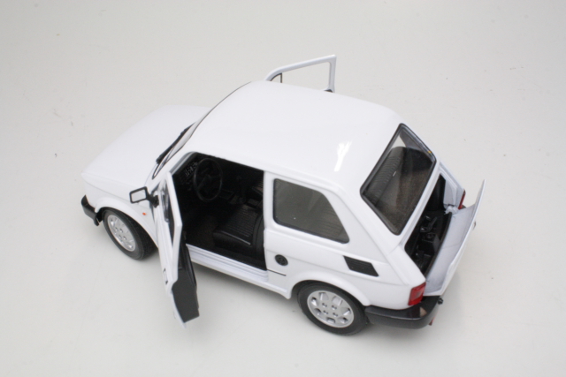 Fiat 126, valkoinen - Sulje napsauttamalla kuva