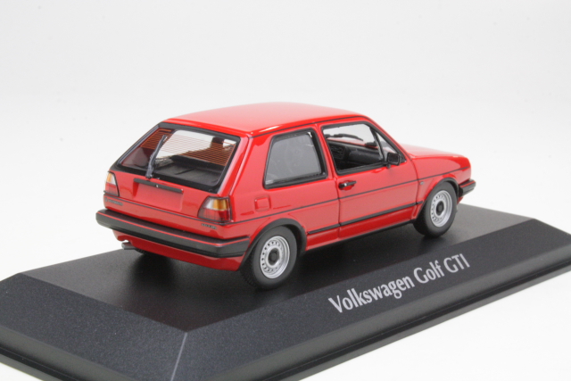 VW Golf 2 GTi 1985, punainen