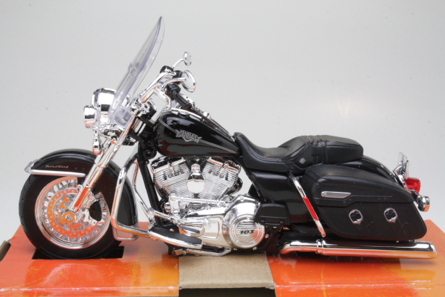 Harley Davidson FLHRC Road King Classic 2013, musta