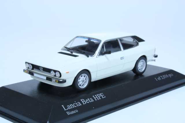 Lancia Beta HPE 1980, valkoinen
