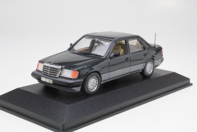 Mercedes 300D (w124) 1990, musta