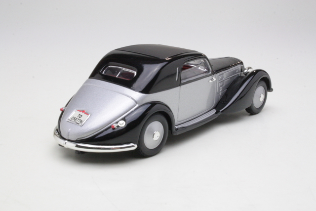 Lancia Astura (233) 1934, hopea/musta