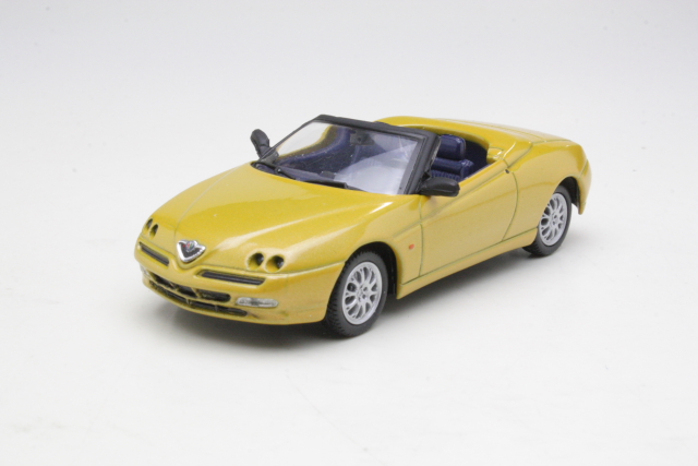 Alfa Romeo Spider 1995, keltainen