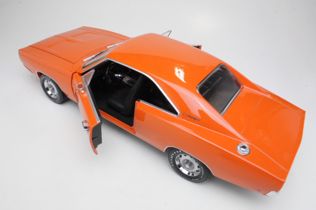 Dodge Charger 1970, oranssi