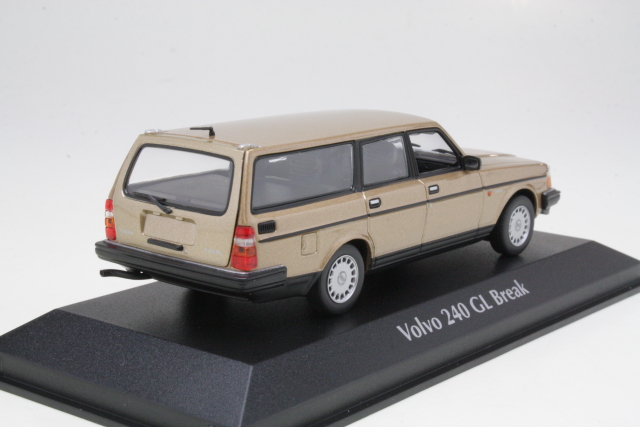Volvo 240GL Break 1986, kulta