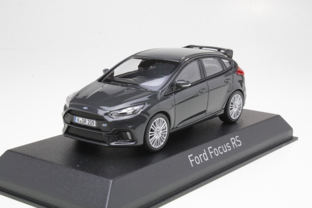 Ford Focus RS 2016, harmaa