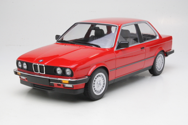 BMW 323i (e30) 1982, punainen