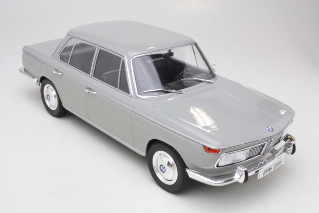 BMW 2000Ti 1966, harmaa