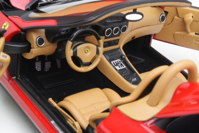 Ferrari 550 Barchetta 2000, punainen - Sulje napsauttamalla kuva