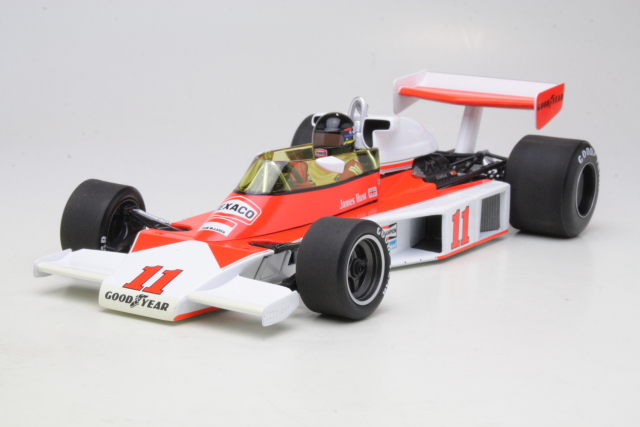 McLaren Ford M23, World Champion 1976, J.Hunt, no.11