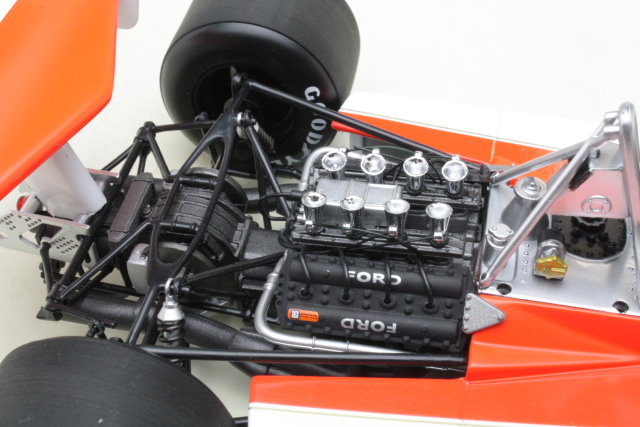 McLaren Ford M23, World Champion 1976, J.Hunt, no.11