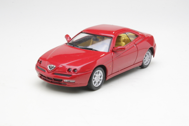 Alfa Romeo GTV 1995, punainen