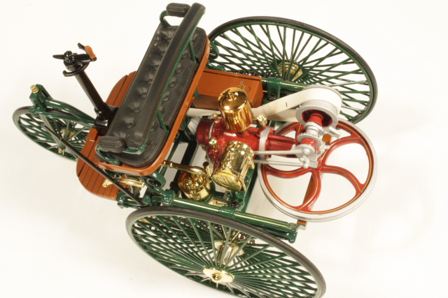 Benz Patent-Motorwagen 1886, vihreä - Sulje napsauttamalla kuva