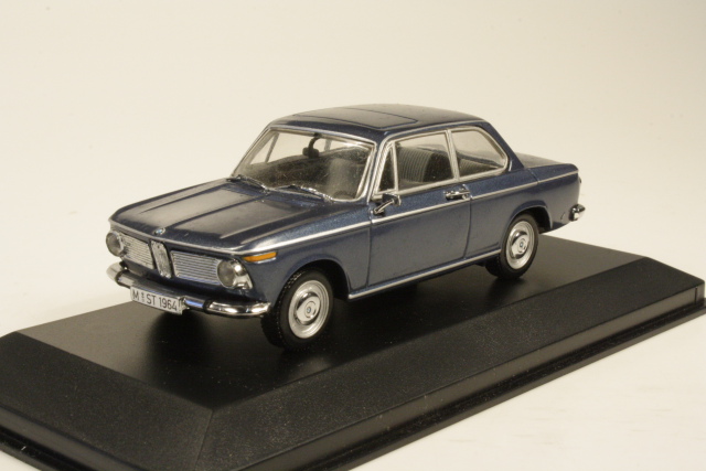 BMW 1600-2 1966, tummansininen BMW 1600-2 1966, tummansininen
