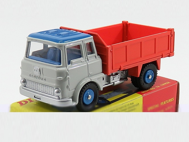 Bedford TK Kipper 1961, harmaa/punainen Bedford TK Kipper 1961, harmaa/punainen