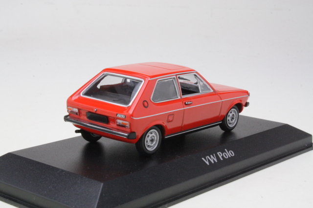 VW Polo 1979, punainen