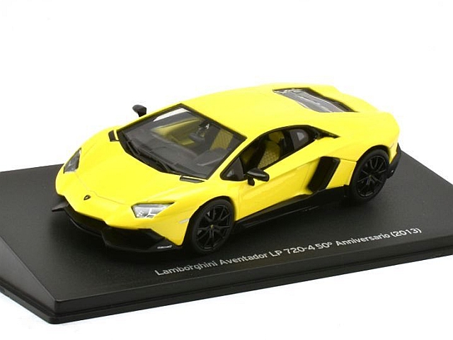 Lamborghini Aventador LP 720-4 50th Anniversary 2013, keltainen Lamborghini Aventador LP 720-4 50th Anniversary 2013, keltainen