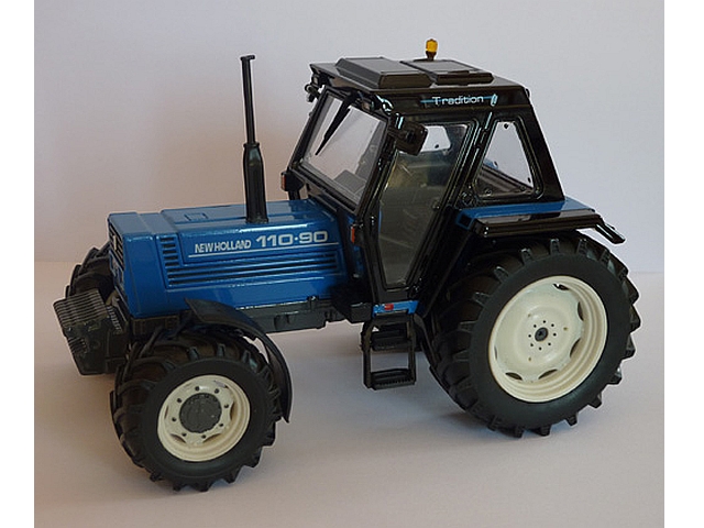 Fiat 110-90 DT, sininen Fiat 110-90 DT, sininen