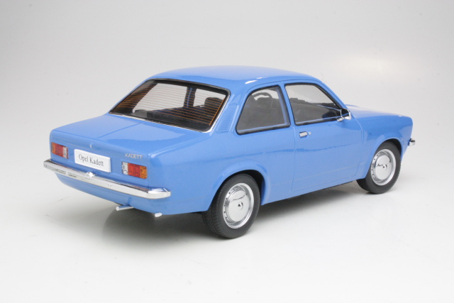 Opel Kadett C 1973, sininen