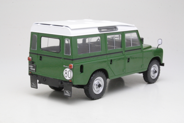 Land Rover Series III 109 1980, vihreä