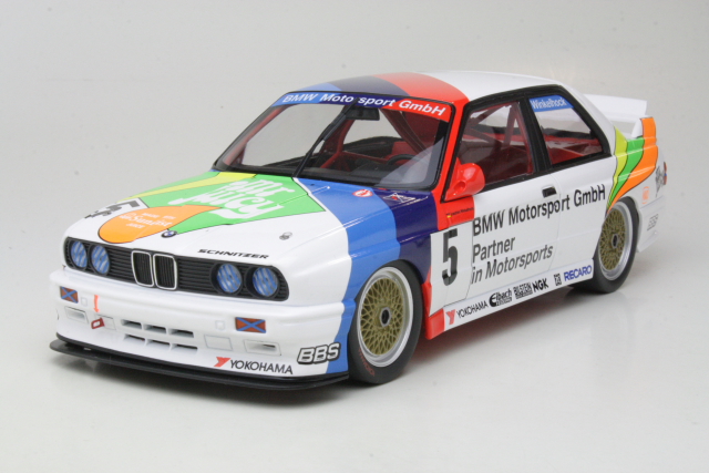 BMW M3 (e30), 3rd. Macau Guia 1990, J.Winkelhock, no.5