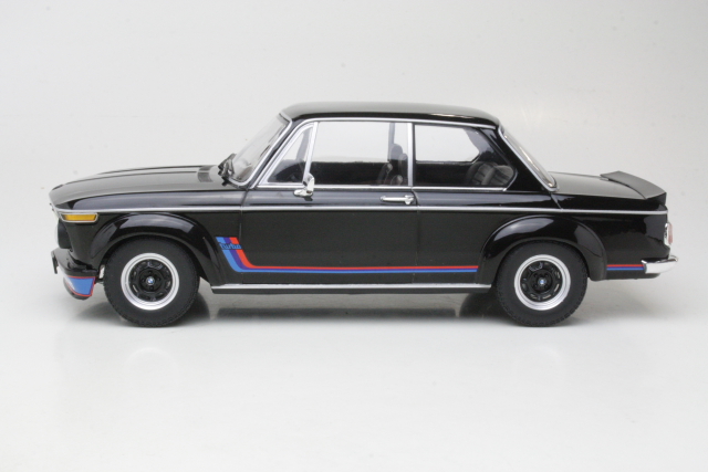 BMW 2002 Turbo 1973, musta - Sulje napsauttamalla kuva