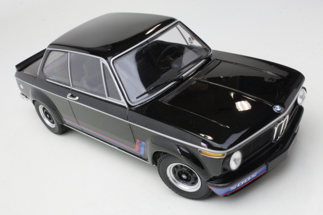 BMW 2002 Turbo 1973, musta