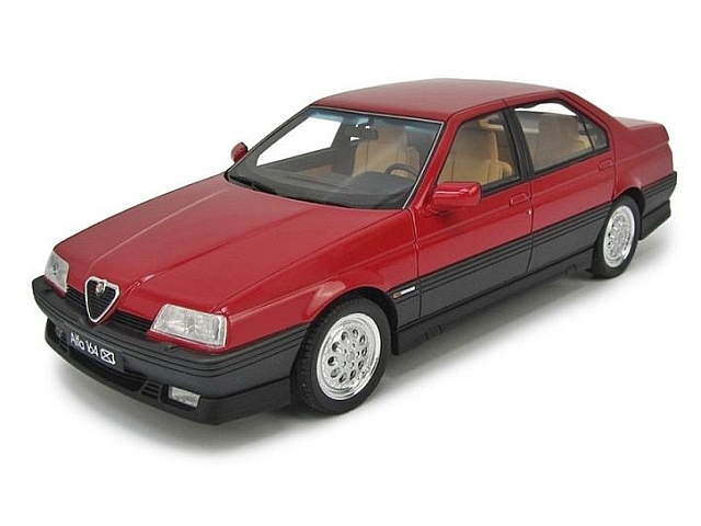 Alfa Romeo 164 Q4 1993, punainen Alfa Romeo 164 Q4 1993, punainen