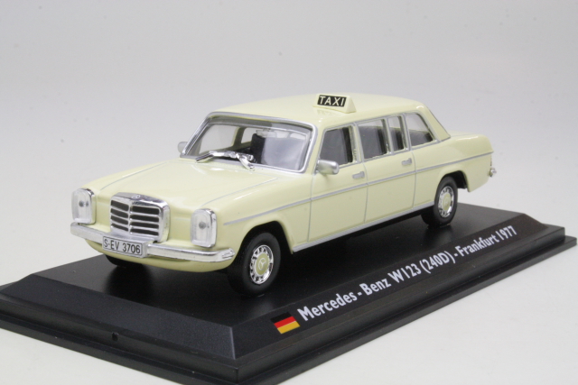 Mercedes 240D 1972, valkoinen "Taxi Frankfurt" Mercedes 240D 1972, valkoinen "Taxi Frankfurt"