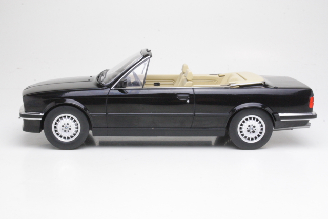 BMW 325i (e30) Cabriolet 1985, musta