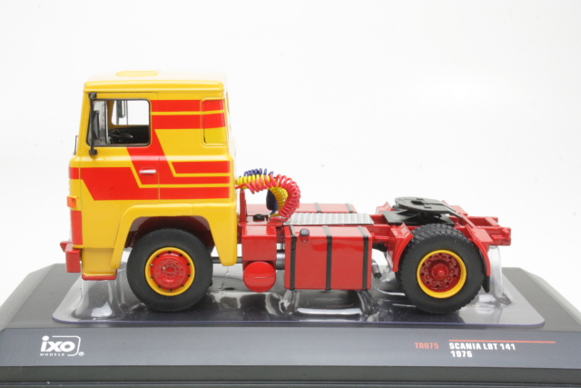 Scania LBT 141 1976, keltainen/punainen