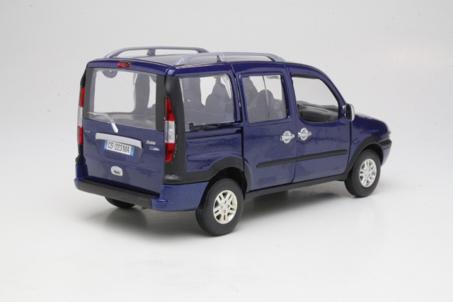 Fiat Doblo Malibu 2002, tummansininen