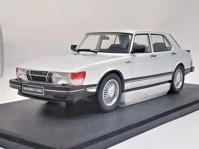 Saab 900 Turbo 1980, hopea Saab 900 Turbo 1980, hopea