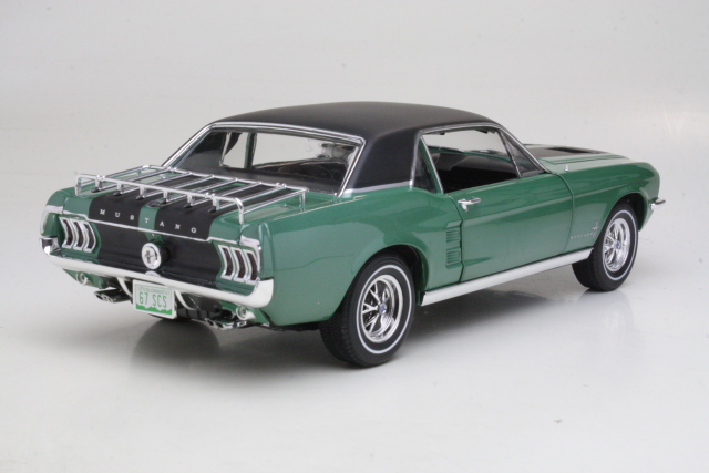 Ford Mustang Coupe 1967, vihreä "Ski Country Special"