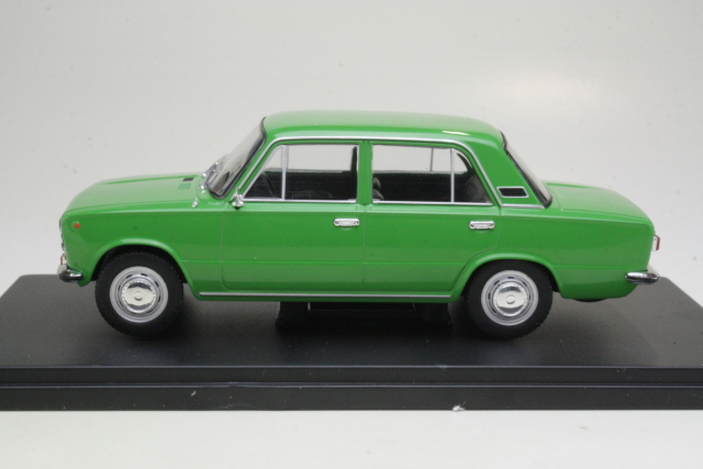 Lada 1300 (21011) 1974, vihreä