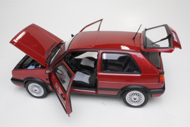 VW Golf 3 GTi 1990, punainen - Sulje napsauttamalla kuva