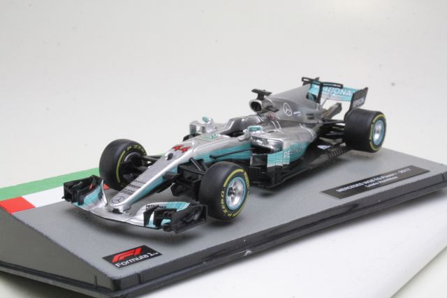 Mercedes-AMG W08, F1 2017, L.Hamilton, no.44