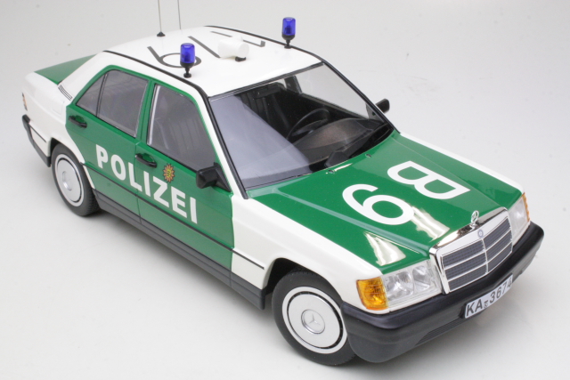 Mercedes 190E (w201) 1982 "Polizei" - Sulje napsauttamalla kuva
