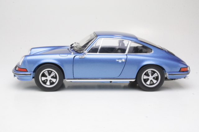 Porsche 911S Coupe 1967, sininen