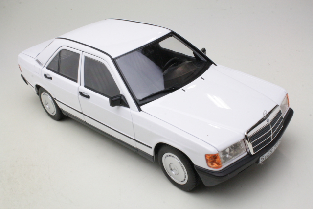 Mercedes 190E (w201) 1984, valkoinen