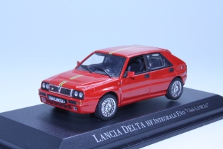 Lancia Delta HF Integrale 16V 1992 "Club Lancia", punainen